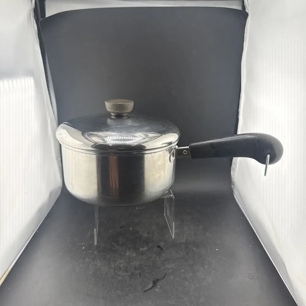 Vintage Revere Ware 1801 2 Qt Saucepan Pot with Lid Clinton ILL 1985 USA